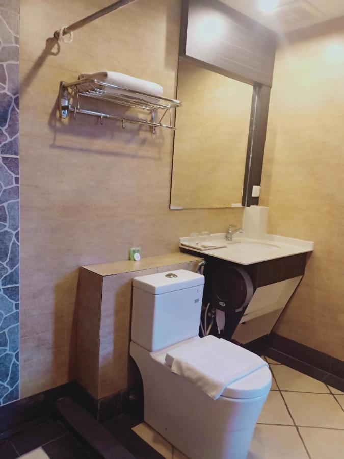 Fajar Hotel Lahad Datu Luaran gambar
